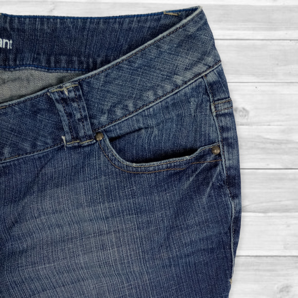 Lane Bryant Women's Distinctly Boot Cut Medium Wash Jeans-‎ Size 18 - Picture 5 of 6